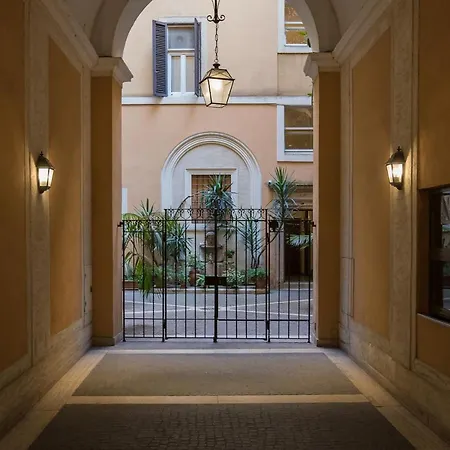 Apartment Pantheon Rom